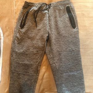 American eagle joggers